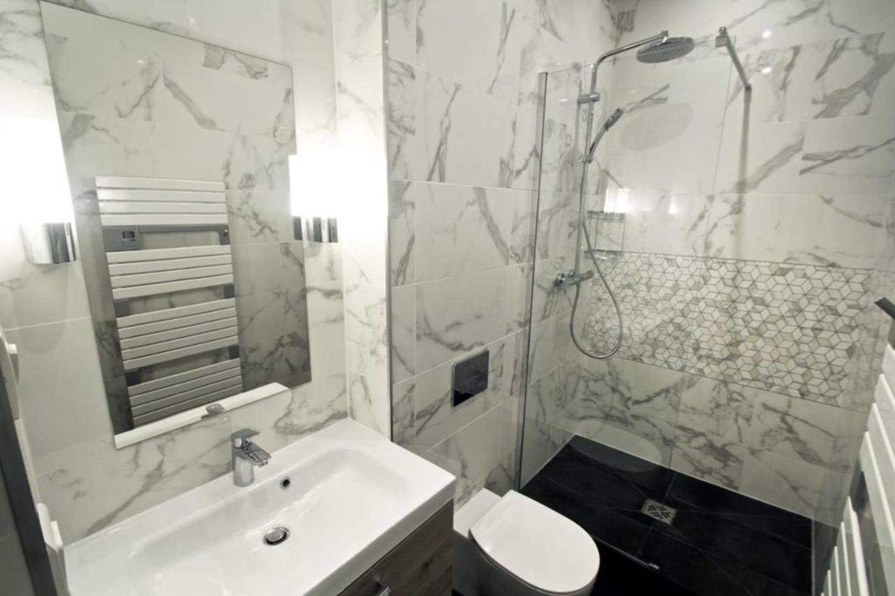 Apartment Near Montmartre Париж Екстериор снимка
